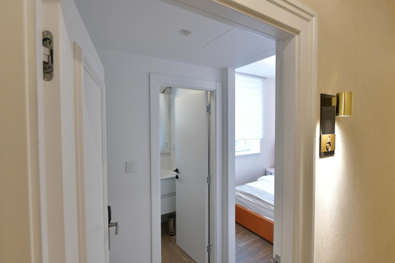 Royal Wellness And Spa Ruma Exterior foto
