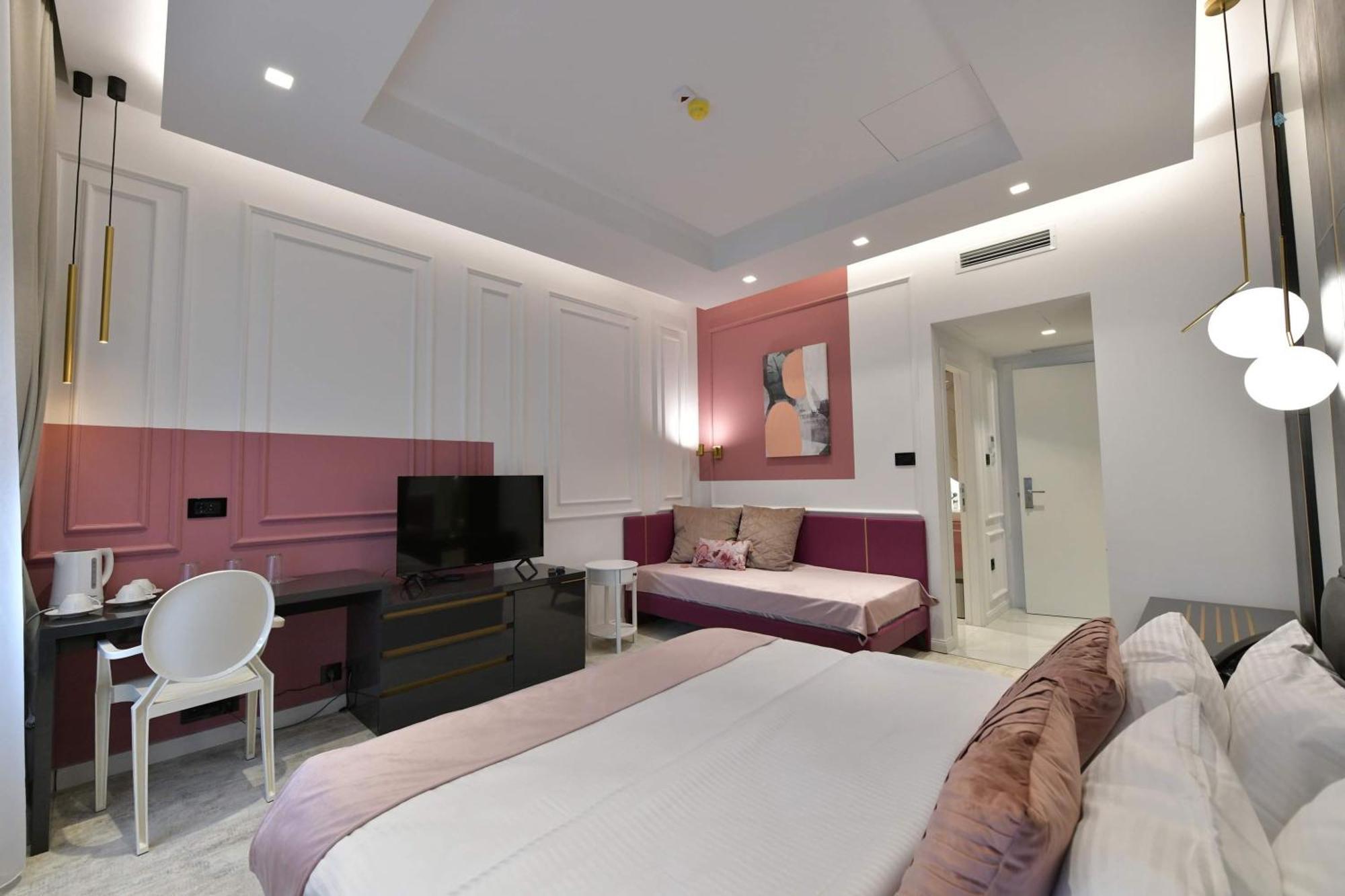 Royal Wellness And Spa Ruma Exterior foto